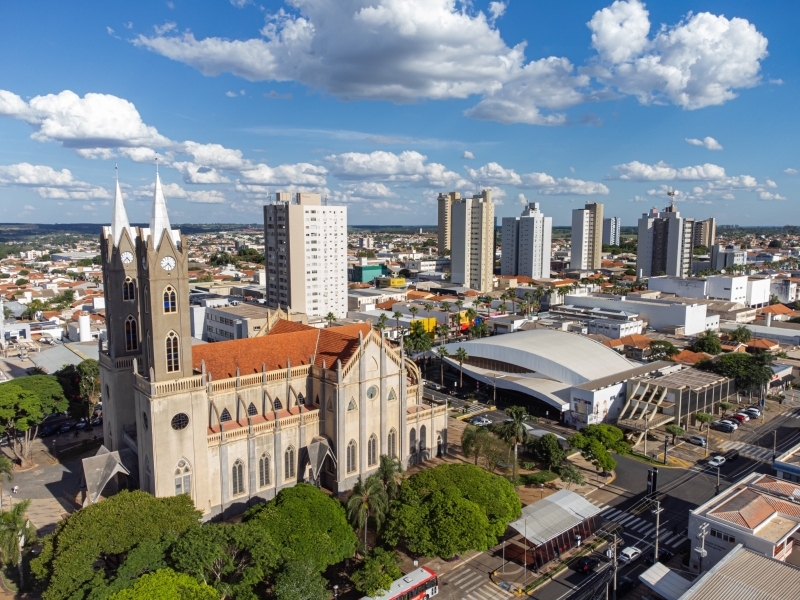 Noticia com-destaque-para-o-turismo-de-negocios-e-eventos-aventuras-cultural-e-rural